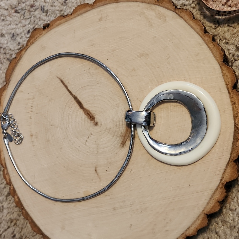 Chico's Silver & White Circle Statement Necklace - image 6